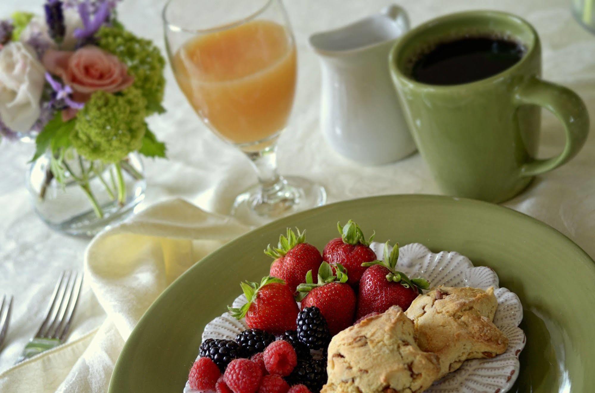 Colette'S Bed & Breakfast 安吉利斯港 外观 照片