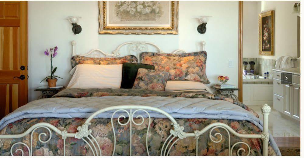 Colette'S Bed & Breakfast 安吉利斯港 外观 照片